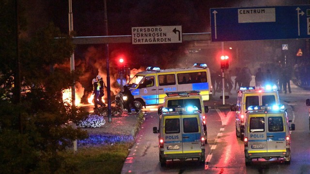 Suedia: Violenţe în oraşul Malmö, declanşate de activităţi anti-islamice