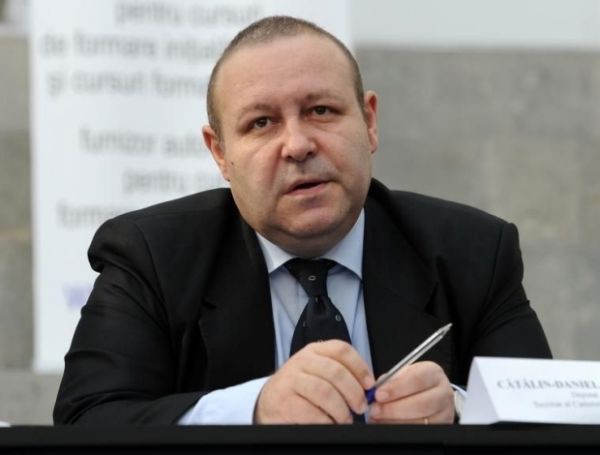 Daniel Fenechiu: „Cred că PNRR nu va fi prezentat în Parlament. Nu ne temem de o moțiune de cenzură“