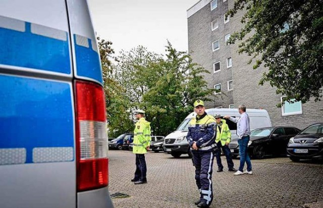 Germania: Cinci copii au fost găsiţi morţi într-un imobil din oraşul Solingen