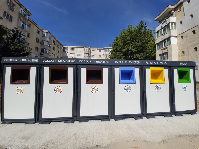 La Mangalia se montează platforme supraterane pentru colectarea selectivă a deșeurilor