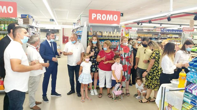 În Ovidiu a fost inaugurat primul supermarket