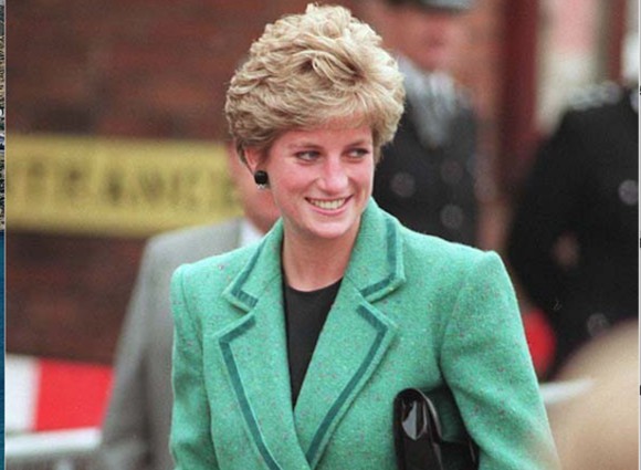 O altă faţă a Prinţesei Diana: nudism şi obsesii bolnăvicioase pentru bărbaţi însuraţi