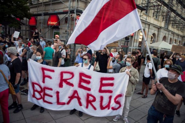Belarus: Sute de studenţi au protestat împotriva lui Lukaşenko, în prima zi a noului an şcolar