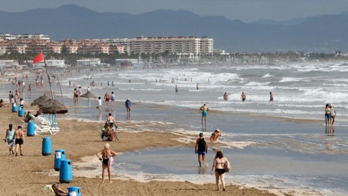 Spania a pierdut în şase luni 40 de milioane de turişti şi 50 de miliarde de euro