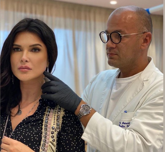 Monica Bârlădeanu și-a injectat botox pentru o problemă medicală. Cristina Spătar și-a subțiat fața cu fire