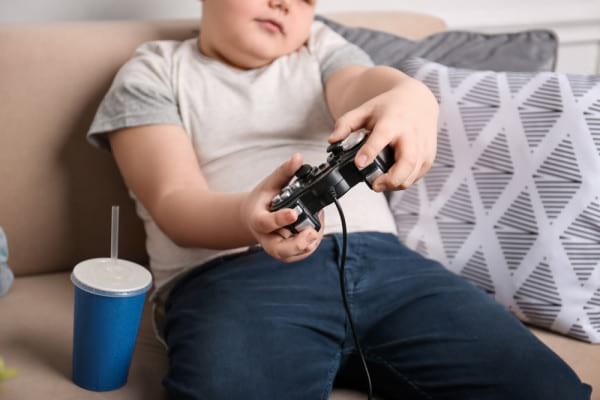 Medicii din SUA trec copiii cu obezitate pe pastile de slăbit