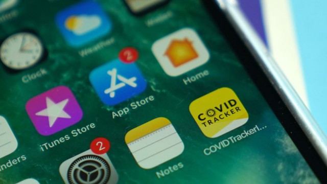 Guvernul britanic lansează mult aşteptata aplicaţie de monitorizare a cazurilor de COVID-19
