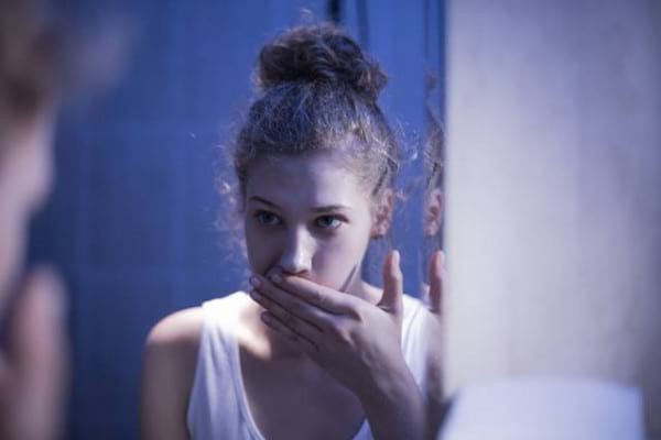 Ce este bulimia nervoasă și care sunt cauzele ei?