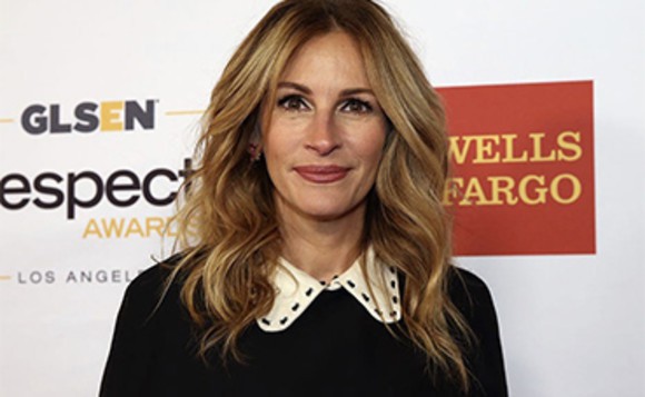 Julia Roberts s-a mutat din Malibu de frica coronavirusului. Ce alte vedete au părăsit California