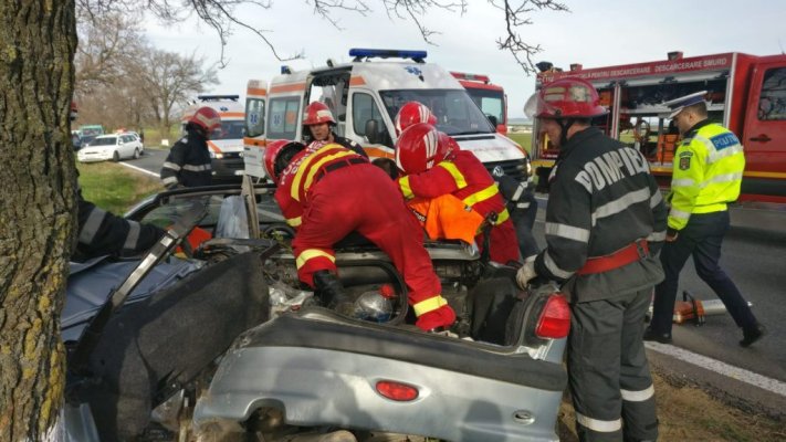 INCONȘTIENȚĂ TOTALĂ: Cu 160 km/h în CURBĂ, un om MORT!