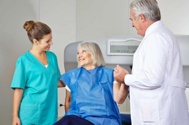 Femeile la postmenopauză, risc crescut de boli hepatice grase non-alcoolice