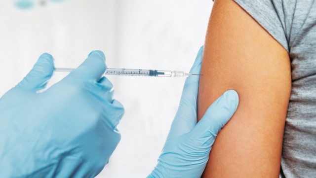 Justiţia olandeză a permis vaccinarea anti-COVID-19 a unui copil de 12 ani, în pofida obiecţiilor tatălui