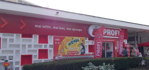 Agent de pază de la Profi, SCANDAL domestic! A intervenit POLIŢIA