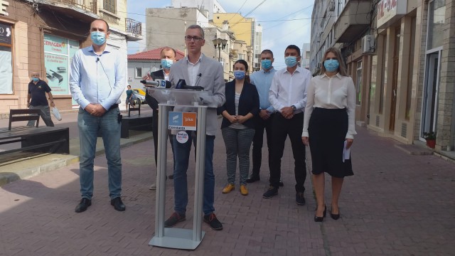 USR: De ce a fugit FĂGĂDĂU de DEZBATERILE publice! VIDEO