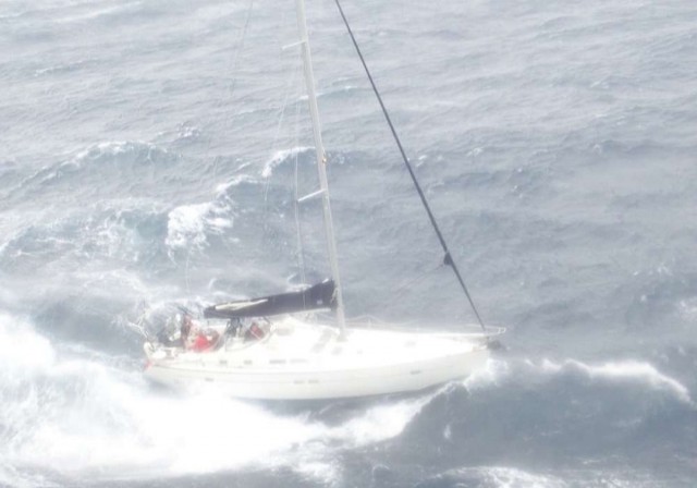 Patru marinari salvați de un comandant român, în timpul unei furtuni tropicale