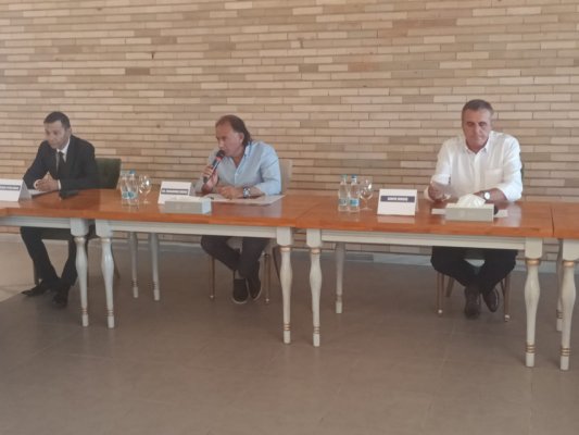 Dezbatere între candidații pentru fotoliul de primar al municipiului Mangalia