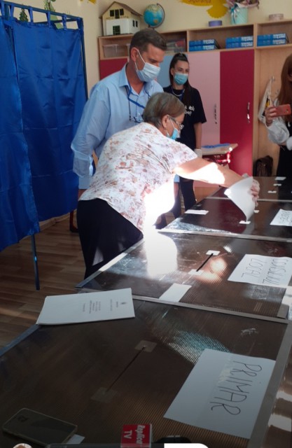 În trei localităţi din ţară se organizează noi alegeri, după ce pe 27 septembrie candidații au ieșit la egalitate