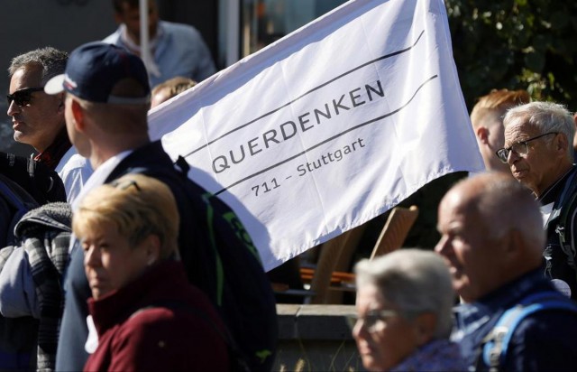Germania: Protest al celor care se opun restricţiilor impuse în gestionarea pandemiei de COVID-19