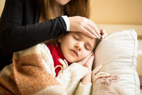 Copilul să preface că e bolnav pentru a evita anumite situații? Cum să procedezi