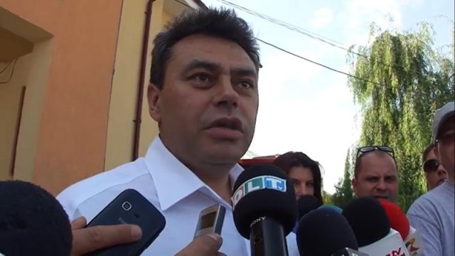 Povestea primarului din Deveselu, care a fost reales deși a murit, a ajuns în presa internațională