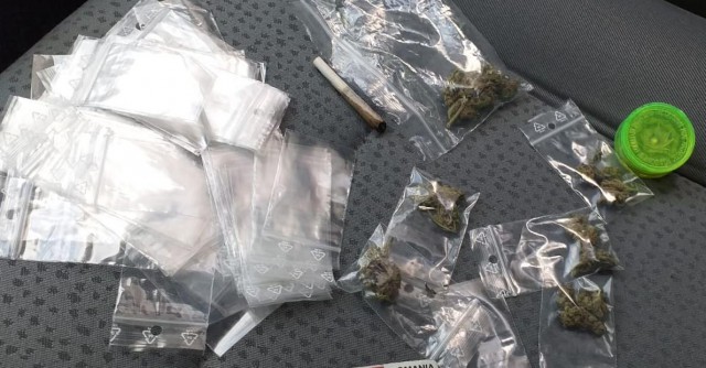 Prins de jandarmi, în Mamaia, în timp ce îşi făcea un JOINT