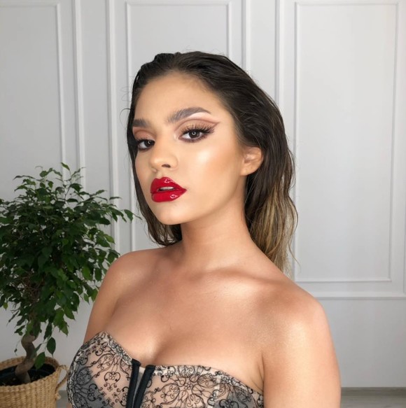 Mara Georgescu, videoclip de 20.000 de euro cu dansatoarele lui Wilmark
