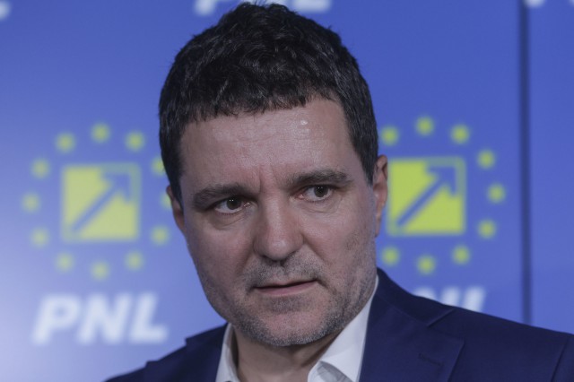 Nicuşor Dan, după protestul Companiei Municipale Parcuri şi Grădini: Nu mă las intimidat