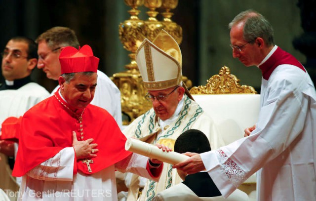 Demisie neaşteptată a unui influent cardinal de la Vatican