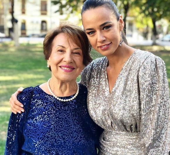 Andreea Raicu, mărturisiri cu lacrimi în ochi: „Mama mea a fost testată pozitiv cu noul coronavirus“