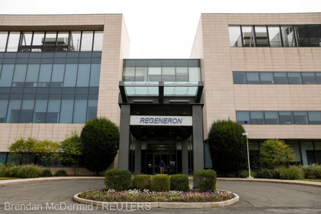 Compania Regeneron cere autorizarea rapidă în SUA a anticorpilor monoclonali administraţi lui Trump