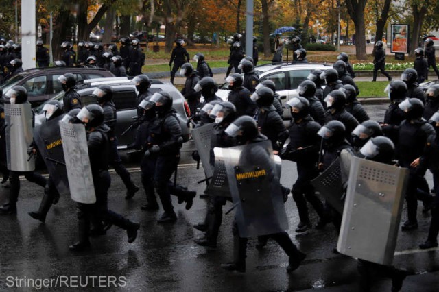 Belarus: Manifestanţii anti-Lukaşenko, dispersaţi în mod violent; circa 100 de persoane au fost arestate