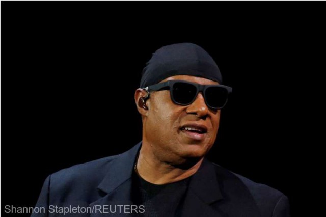 Stevie Wonder părăseşte Motown şi lansează două piese noi