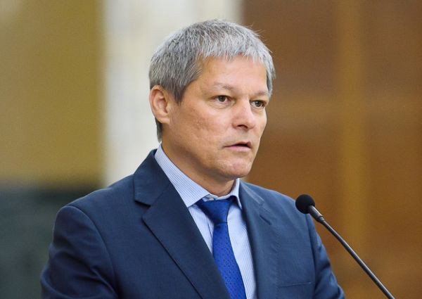 Cioloş îi îndeamnă pe românii din diaspora să se înregistreze pentru votul prin corespondenţă