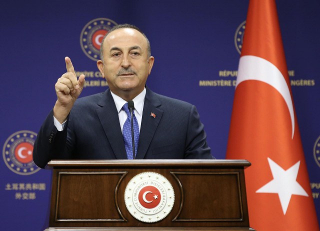 Turcia cere Rusiei să facă presiuni asupra Armeniei pentru a respecta armistiţiul din Nagorno-Karabah