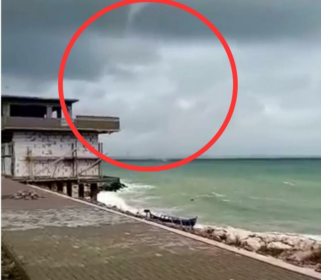 ALERTĂ! TORNADĂ la EFORIE SUD. VIDEO!