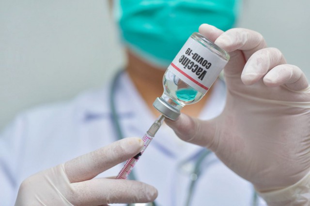Pfizer anunţă o eficacitate de 95% a vaccinului său împotriva COVID-19, conform datelor evaluării finale