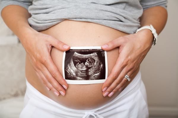 Diabetul mamei poate afecta dezvoltarea bebelușului