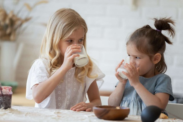 Probioticele: ce beneficii au în cazul copiilor