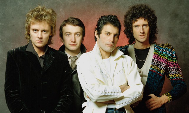 Queen, pentru prima dată în 25 de ani în fruntea topului britanic al albumelor