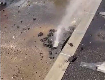 AVARIE RADET! S-a spart o CONDUCTĂ pe strada Unirii. VIDEO!