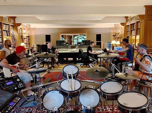 Rammstein a revenit în studio pentru noi înregistrări