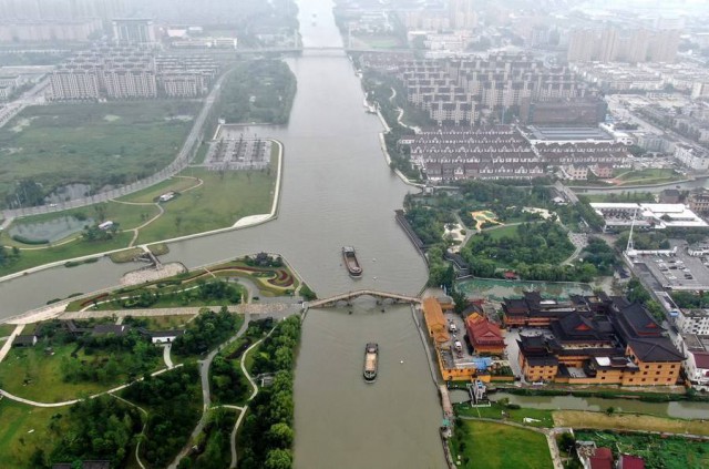 Un oraş din China le propune locuitorilor vaccinarea împotriva COVID-19