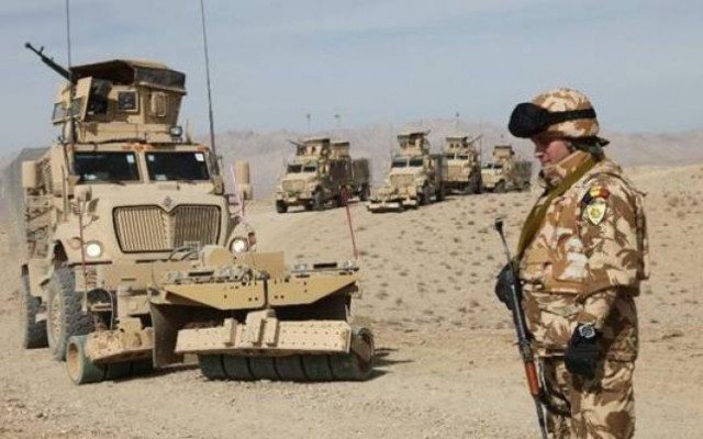 Doi militari români, răniţi în timpul unei misiuni de patrulare în Afganistan