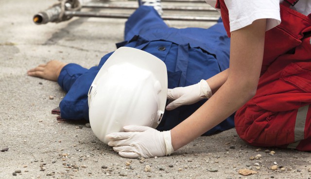 România înregistrează mai multe accidente mortale la locul de muncă decât Polonia