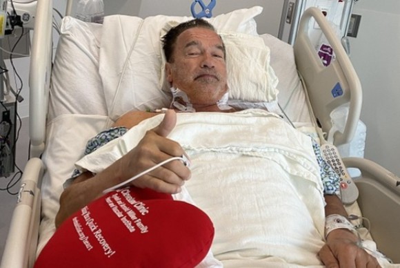 Arnold Schwarzenegger, operat pe cord pentru a doua oară. Care este starea de sănătate a actorului