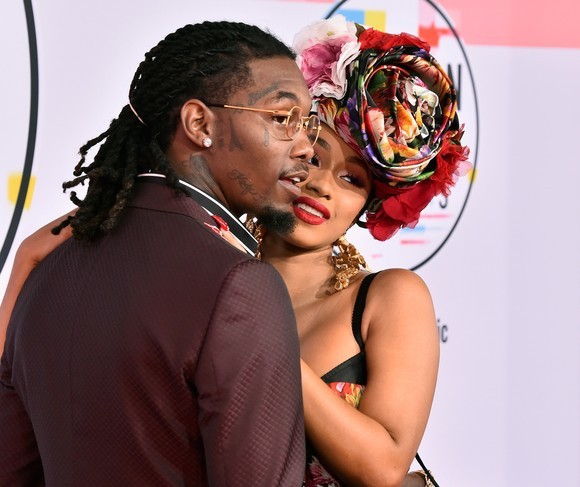 Cardi B, scandal cu poliția. Și-a apărat soțul cu care e în divorț