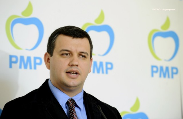 Tomac deschide listele PMP pe Bucureşti la Camera Deputaţilor, Diaconescu - la Senat