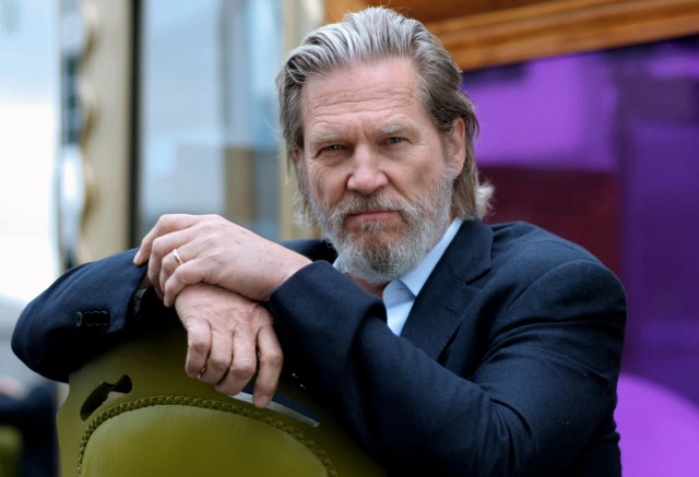 Actorul american Jeff Bridges a anunţat că suferă de limfom