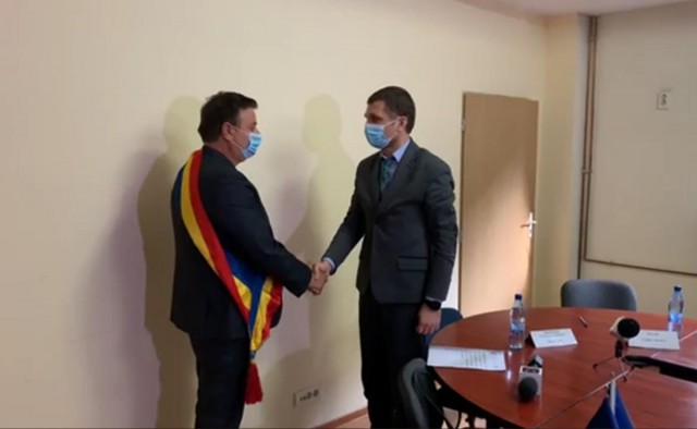 Primarul localității Valu lui Traian, Florin Mitroi a depus jurământul