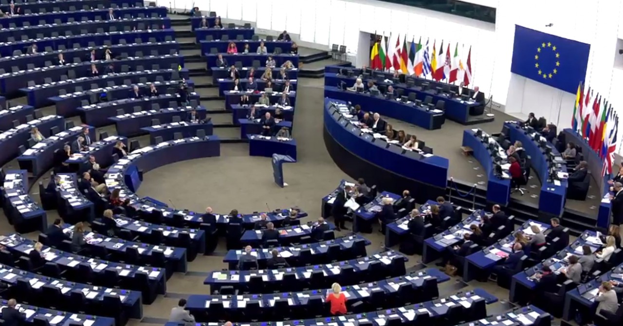 Parlamentul European „condamnă în termenii cei mai fermi“ legea anti-LGBTIQ din Ungaria